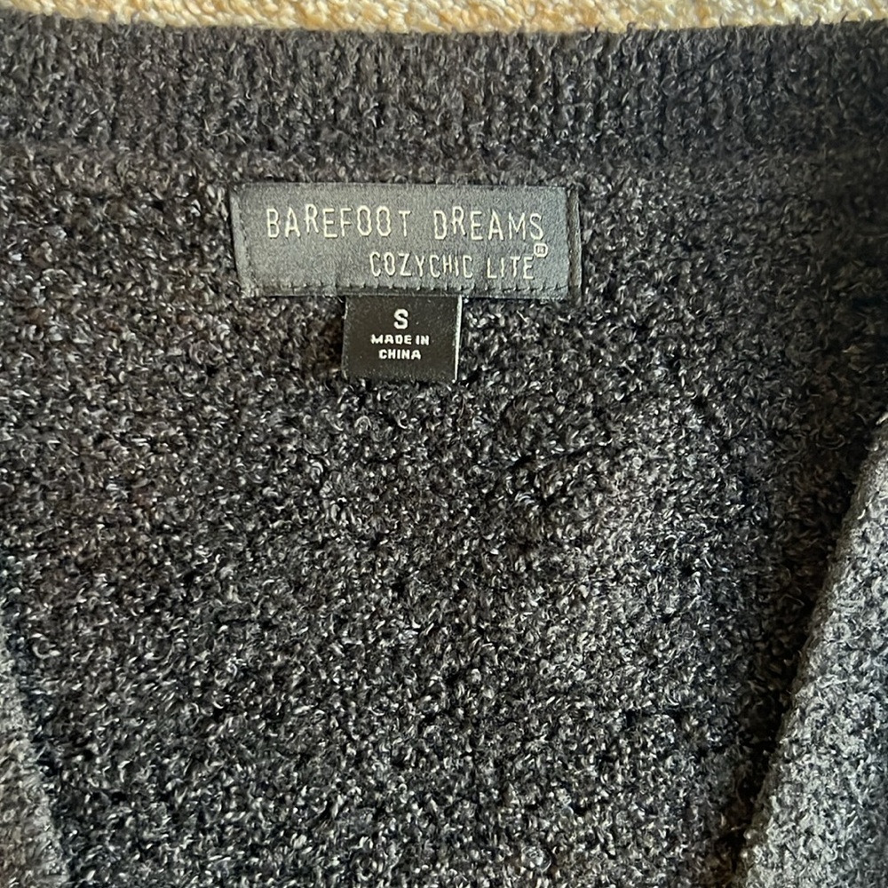 Barefoot Dreams | CozyChic Lite Diamond Pointelle Cardigan - Picture 2 of 9